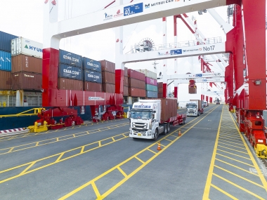Đo lường các nhân tố ảnh hưởng đến phát triển logistics ở khu vực Đông Nam Bộ