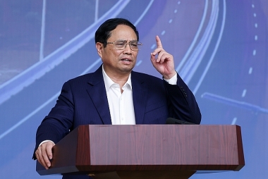 Thủ tướng Chính phủ: Xử lý nghiêm những tập thể, cá nhân chậm trễ trong triển khai các dự án