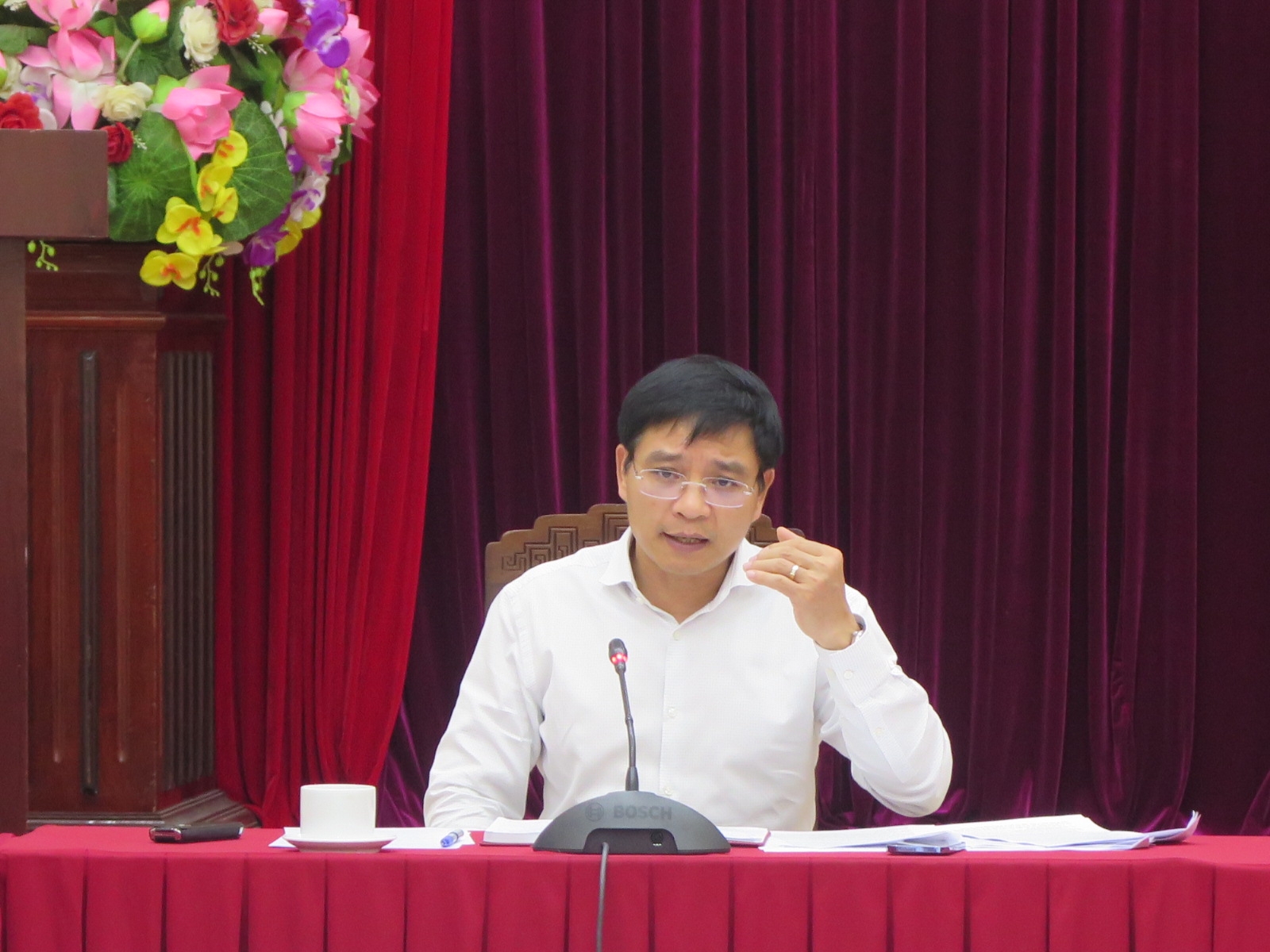 Bộ trưởng Bộ Giao thông vận tải: Khẩn trương nghiên cứu nhượng quyền thu phí tại các dự án cao tốc đầu tư công Khẩn trương nghiên cứu nhượng quyền thu phí tại các dự án cao tốc đầu tư công