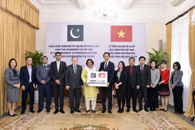 Việt Nam hỗ trợ Pakistan khắc phục hậu quả lũ lụt