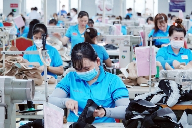 Tăng trưởng kinh tế Việt Nam dự báo sẽ giảm nhẹ xuống 6,5% trong năm 2023