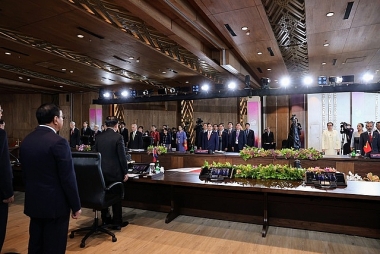 ASEAN thông qua 10 văn kiện hợp tác trong nhiều lĩnh vực