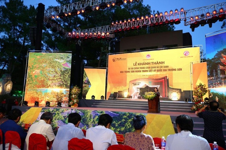 Thanh niên Bộ KH&ĐT và hành trình tri ân các anh hùng liệt sỹ Thanh niên Bộ KH&ĐT và hành trình tri ân các anh hùng liệt sỹ