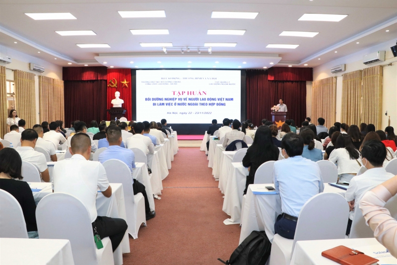 Bồi dưỡng nghiệp vụ về lĩnh vực người lao động đi làm việc ở nước ngoài