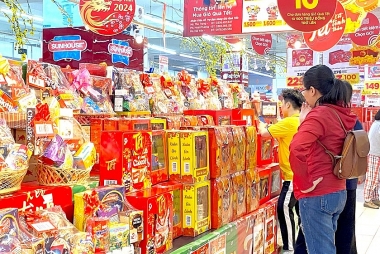 Thị trường hàng hóa sôi động trong dịp Tết nguyên đán 2024