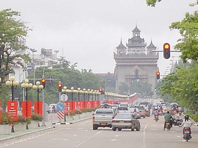 Các yếu tố tác động đến huy động vốn cho phát triển kết cấu hạ tầng giao thông đường bộ ở tỉnh Viêng Chăn, CHDCND Lào