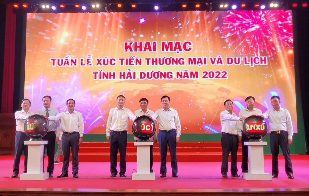 Hàng trăm nhà nhập khẩu nước ngoài quan tâm tới vải thiều Thanh Hà Hàng trăm nhà nhập khẩu nước ngoài quan tâm tới vải thiều Thanh Hà