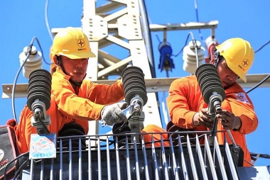 Tăng 3% giá điện bán lẻ bình quân từ hôm nay