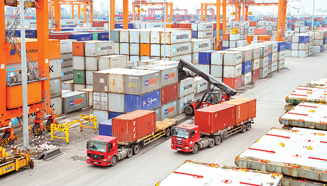 5 tháng đầu năm 2023, cả nước ước tính xuất siêu 9,8 tỷ USD