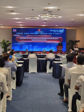 Chủ động tiếp cận, hấp thụ và ứng dụng công nghệ số, công nghệ tự động hóa vào sản xuất