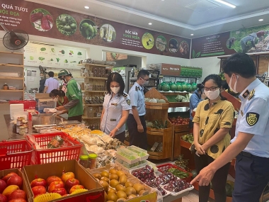 Sở Công Thương Hà Nội khuyến cáo người dân yên tâm, không dự trữ hàng hóa
