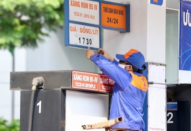 Từ tháng 1/2022, giá xăng dầu sẽ được điều chỉnh 3 lần trong tháng