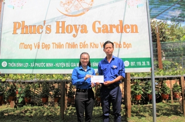 Bình Phước trao 780 triệu đồng từ nguồn vốn 120 của Trung ương Đoàn cho thanh niên khởi nghiệp